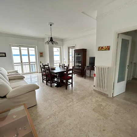 Miramare Apartment *
